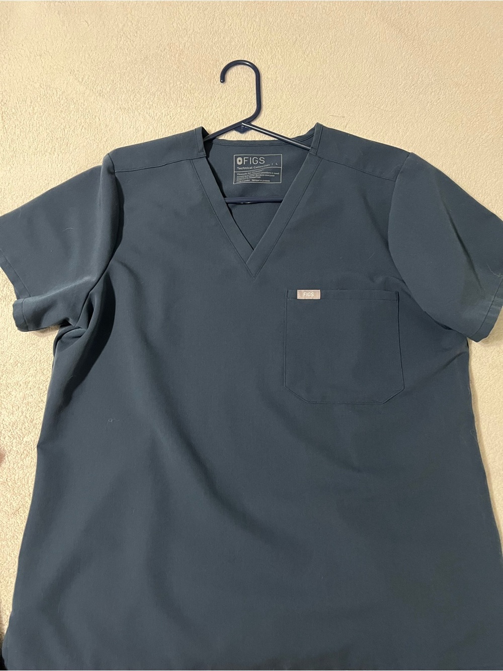 Figs Catarina one pocket top large! Dark harbor!